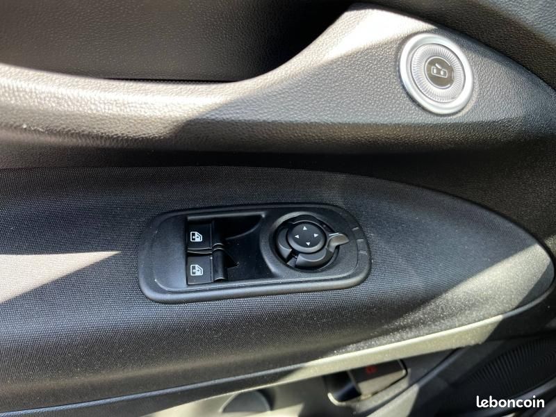 Fiat 500 e 118ch MY23 (image 13)