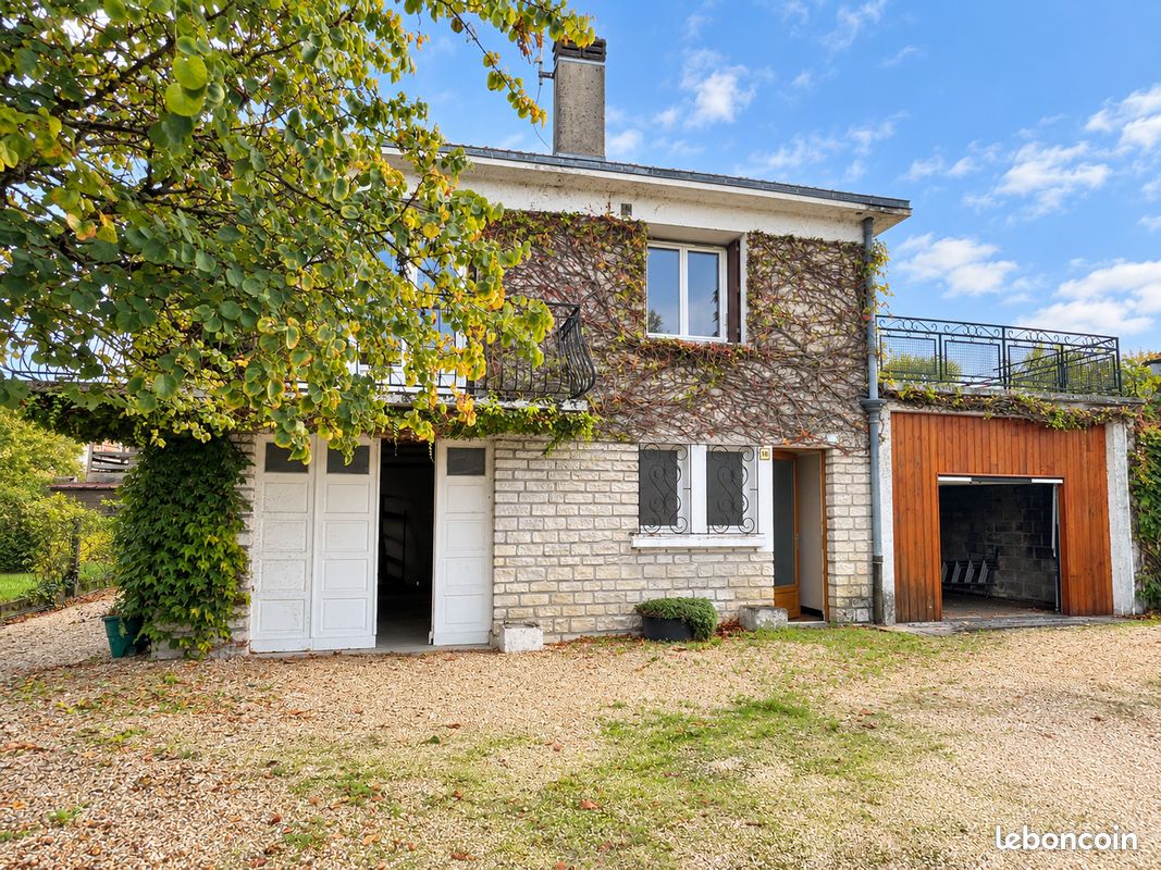 Maison 7 pièces 151 m² · à Razac-sur-l'Isle · 151 m² · 166 800 €