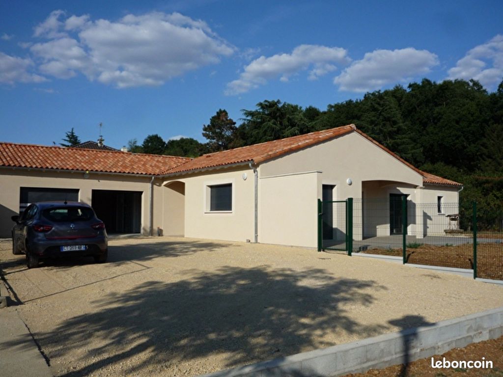 Maison 5 pièces 145 m² · à Poitiers · 145 m² · 1 475 €/mois