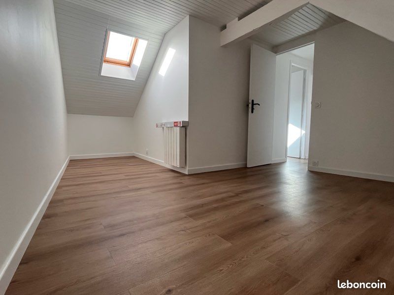 Appartement 3 pièces entièrement rénové -lumineux - Зe et dernier étage - Lorient (image 8)