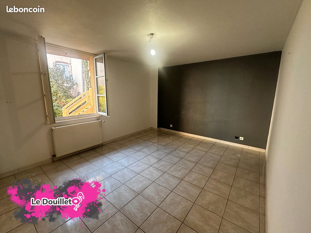 Appartement 2 pièces 52 m² · à Luxeuil-les-Bains · 52 m² · 400 €/mois