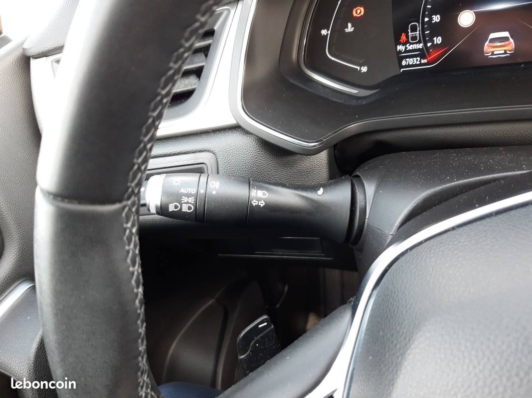 RENAULT Captur Blue dCi 115 EDC Intens (image 19)