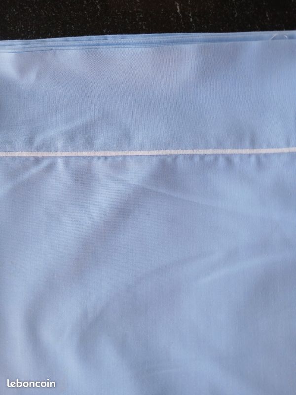 NEUF.1 drap plat bleu coton/polyester 2 p (image 1)