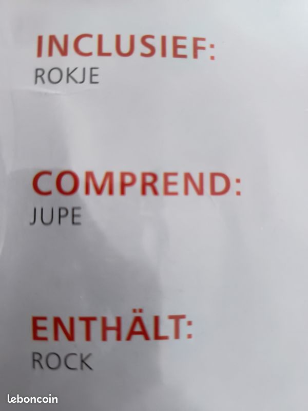 Déguisement tutu zèbre,
taille unique
neuf jamais utilisé (image 3)