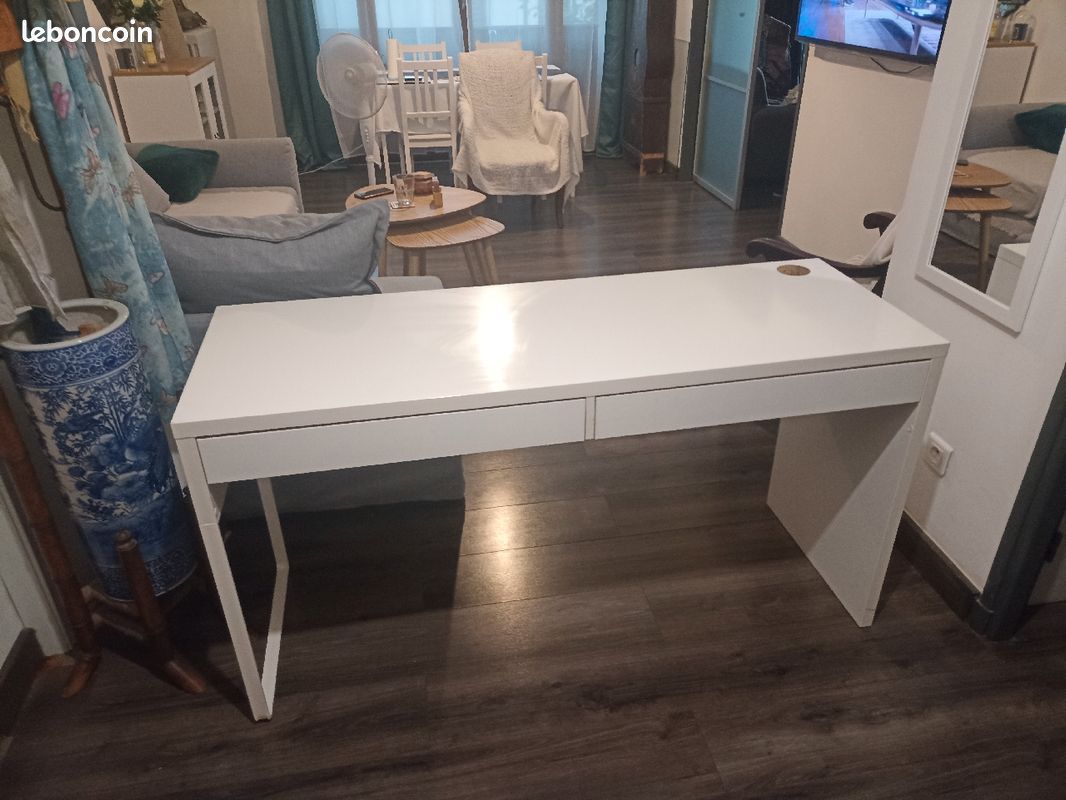 Bureau Ikea blanc Micke 142x50 cm (image 1)
