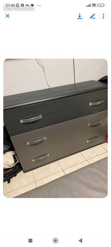Chambre lit et commode (image 2)