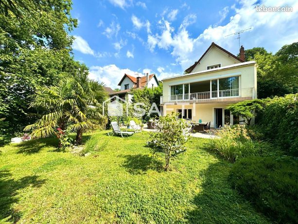 Maison 7 pièces 154 m²