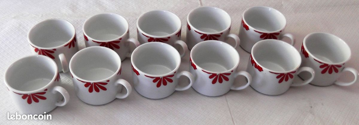 11 tasses à café en porcelaine CHRISS G vintage (image 5)