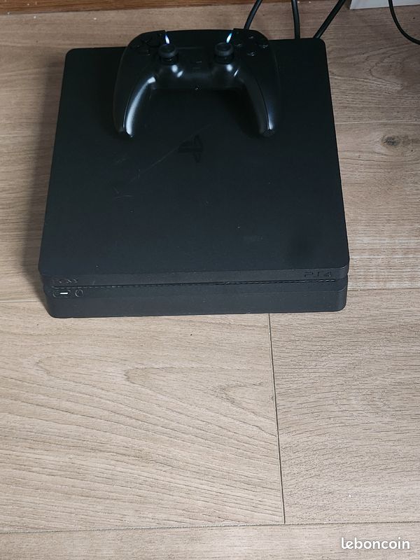 Playstation 4 slim 500 giga (image 2)
