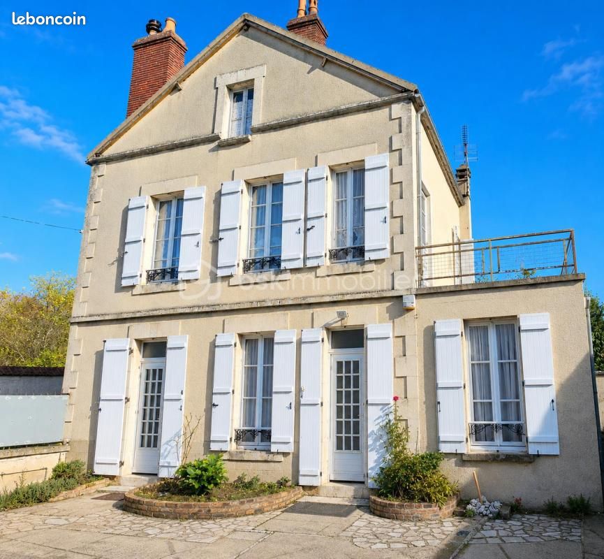 Maison de ville 4 pièces 110 m² (image 1)