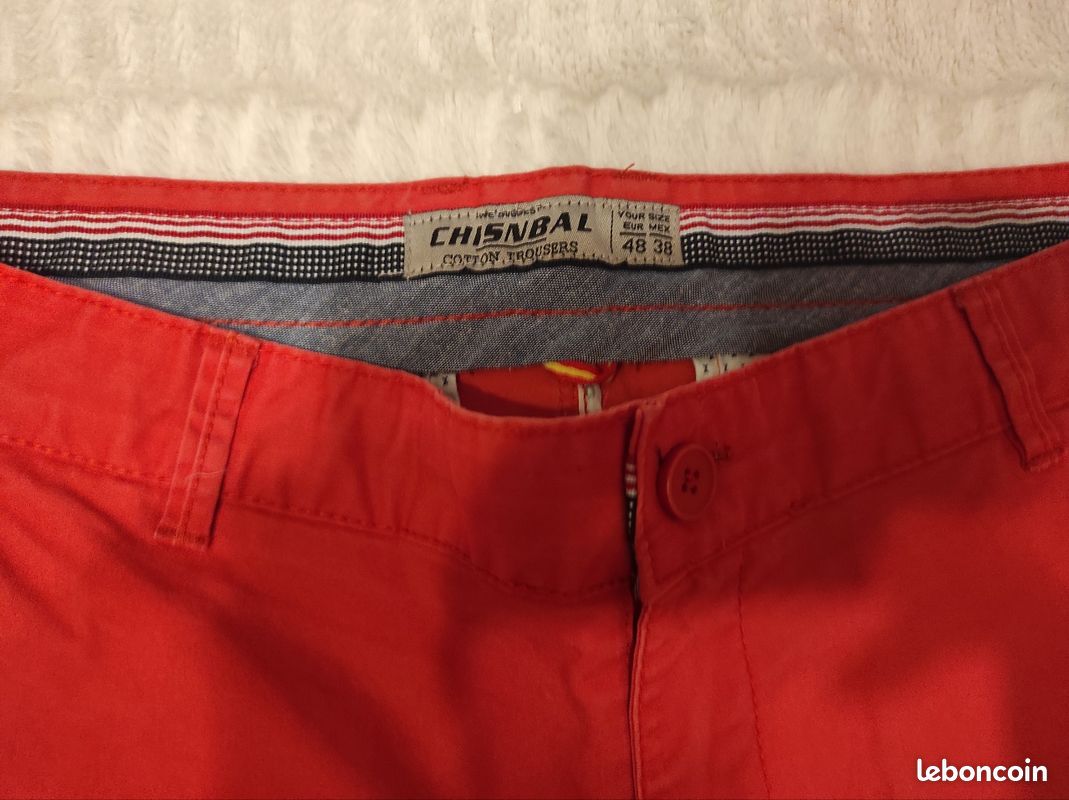 Short rouge chisnbal (image 3)