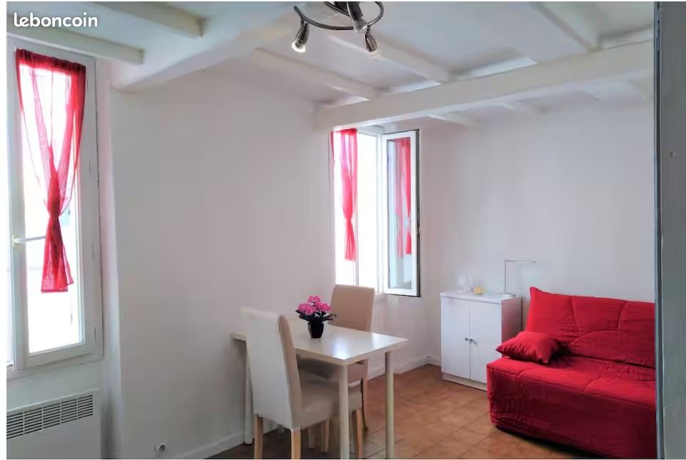 Appartement 1 pièce 18 m² · à Hyères · 18 m² · 550 €/mois