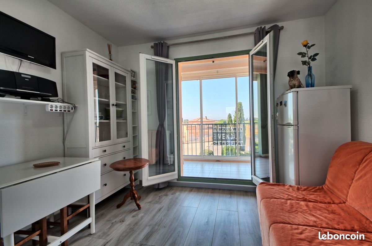 Appartement 1 pièce 23 m² · à La Londe-les-Maures · 23 m² · 700 €/mois