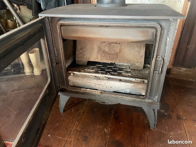 Poêle à bois en fonte GODIN (image 3)
