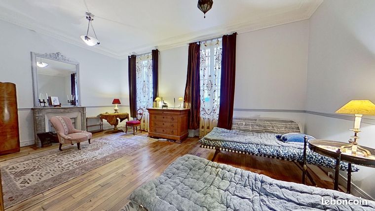 Appartement a louer paris-9e-arrondissement - 3 pièce(s) - 130 m2 - Surfyn