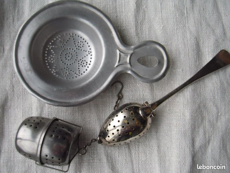 Cuillère passoire boule spécial ustensiles pour le thé (image 1)