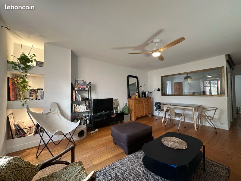Appartement 3 pièces 74 m² · à Aubenas · 74 m² · 750 €