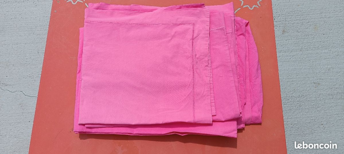 Parure de lit rose de marque Percale pour un lit 140 (image 1)