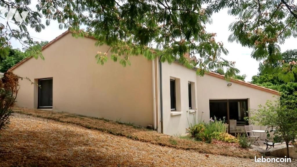 Maison 114 m² · à Beaurepaire · 114 m² · 252 000 €