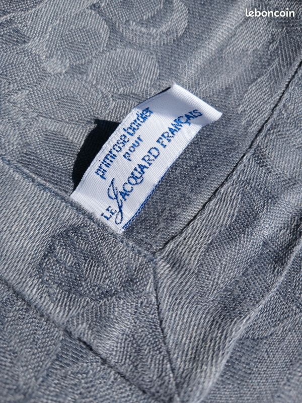Jacquard de soie métal aquarelle florale bleu/vert sur fond mousseline