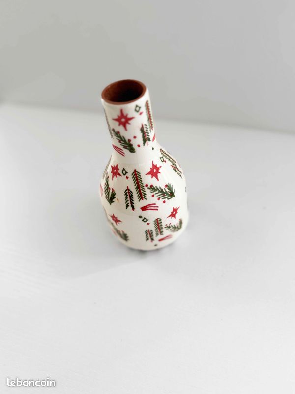 Petit Vase Soliflore en Céramique Fleux – Motifs Sapins et Étoiles (image 4)