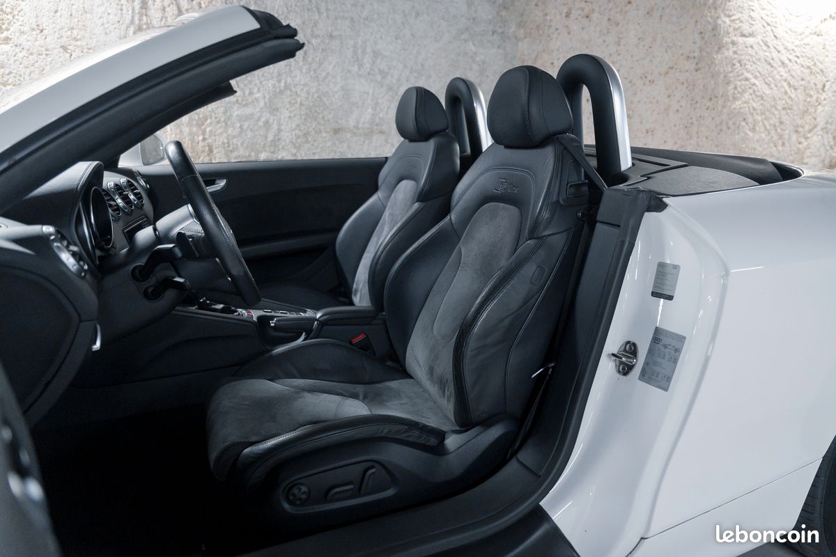 Audi TT (8J) Roadster S-Line V6 - Entièrement d'origine, Carnet d'entretiens suivi, 4ème main - Disponible Egalement en Financement (image 9)