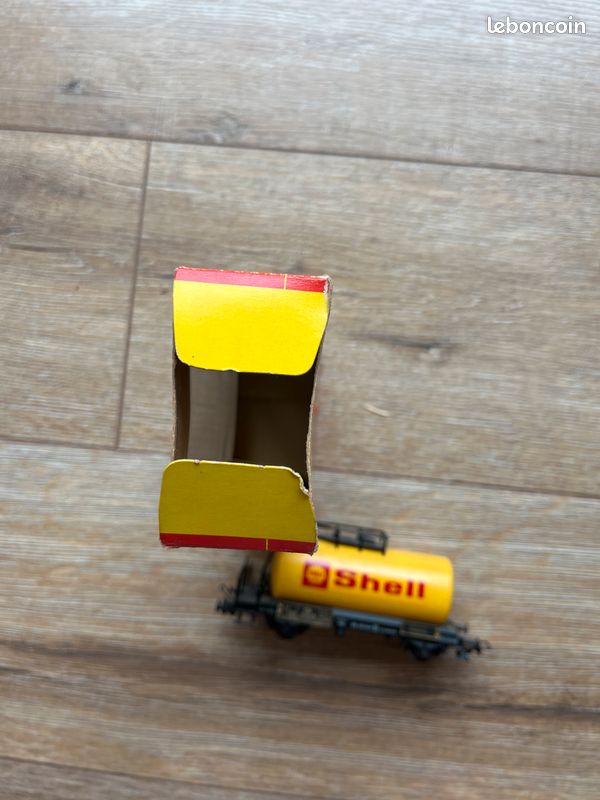 JOUET ANCIEN : FLEISCHMANN HO WAGON CITERNE SHELL TRAIN ELECTRIQUE N