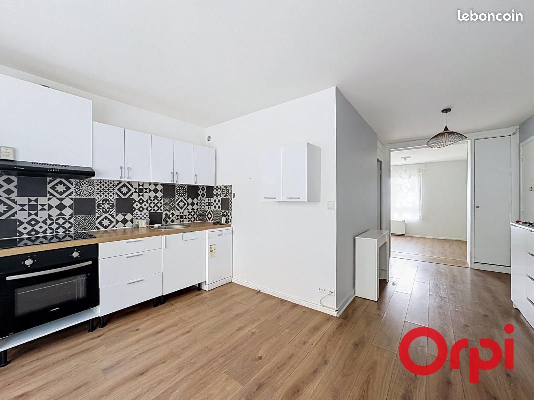 Appartement 3 pièces 65 m² · à Oullins-Pierre-Bénite · 65 m² · 165 000 €