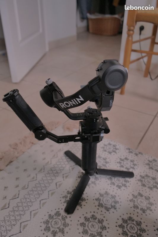 DJI Ronin RSC2 + Valise HPRC2500 + Poignée SmallRig (image 5)