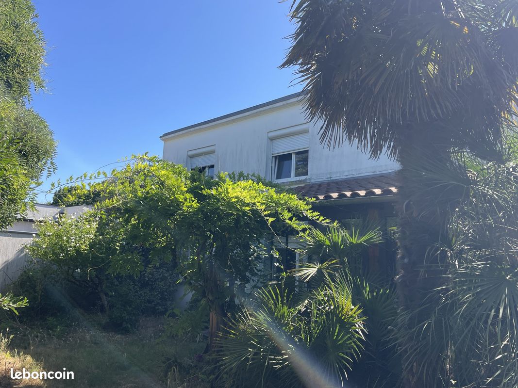 Maison 6 pièces 160 m² · à Lagord · 160 m² · 550 000 €