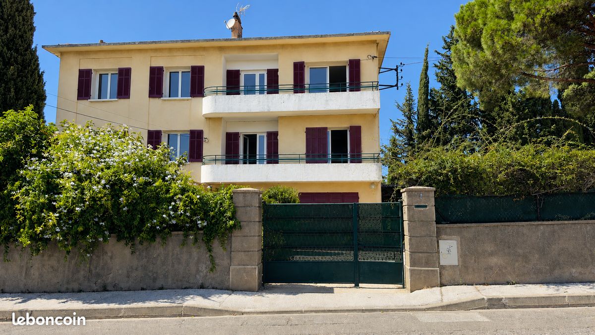 Appartement 5 pièces 112 m² · à Hyères · 112 m² · 390 000 €