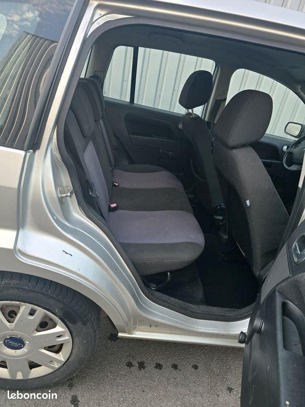 Ford Fusion 1.4 tdci ( Dans l'état ) (image 13)