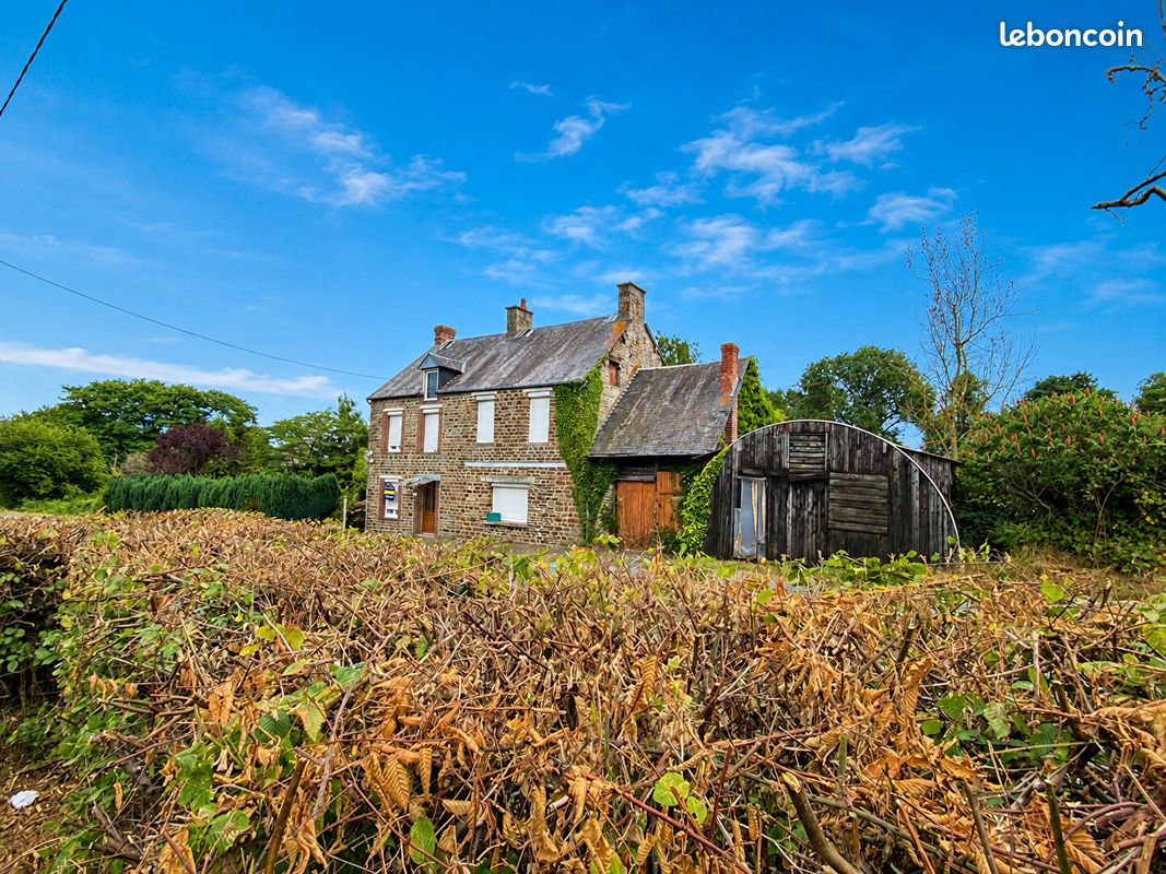 Maison 6 pièces 111 m² · à Condé-en-Normandie · 111 m² · 120 000 €