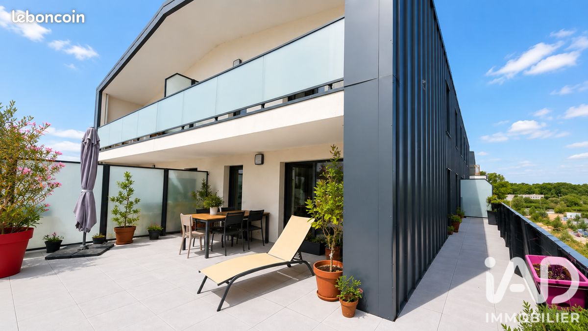 Appartement 5 pièces 100 m² · à Lormont · 100 m² · 335 000 €