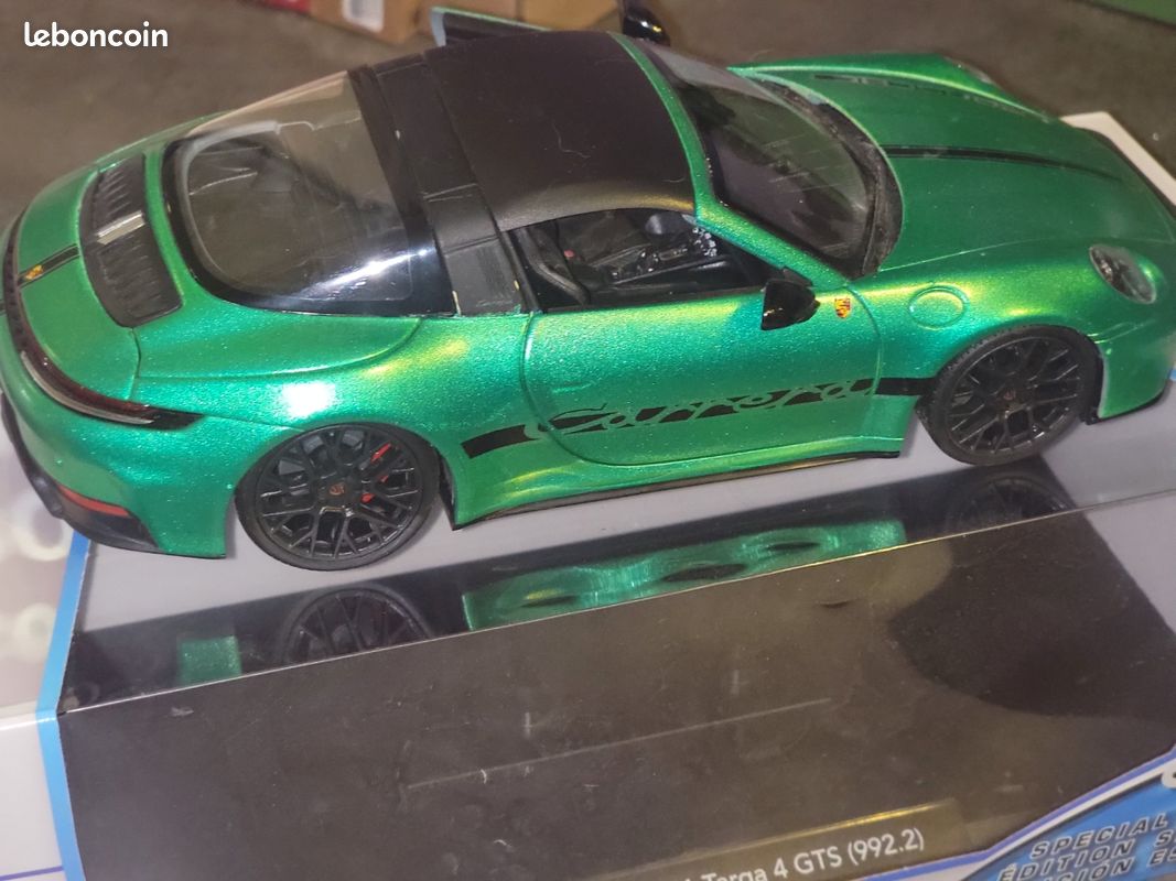 Porsche 911 Targa Miniature Herpa – Échelle 1:87, Vert Métallisé – Modèle En Plastique Fabriqué En Allemagne – Collection Et Diorama
