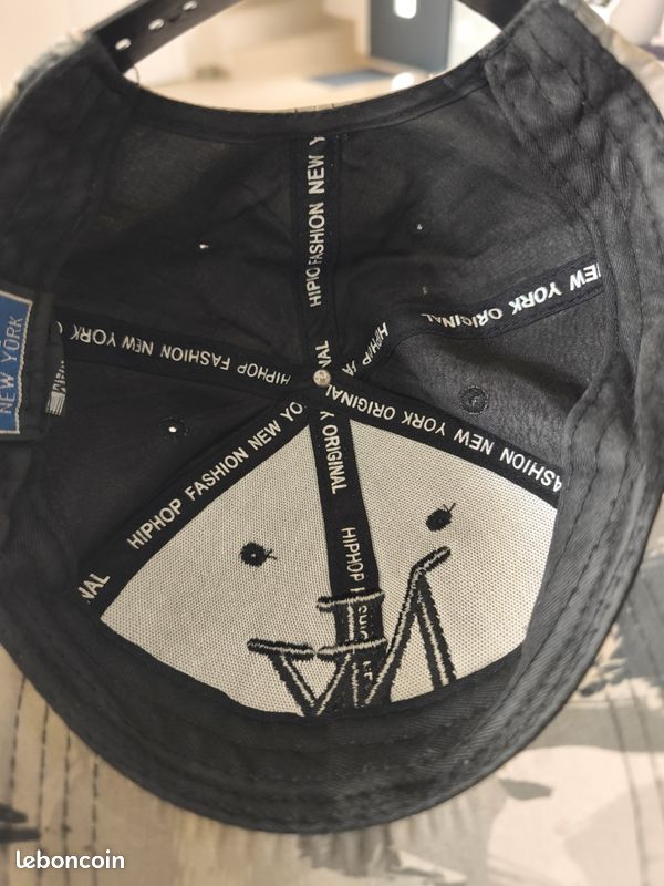 Casquette baseball 'noir caki NY original valeur 70 (image 3)