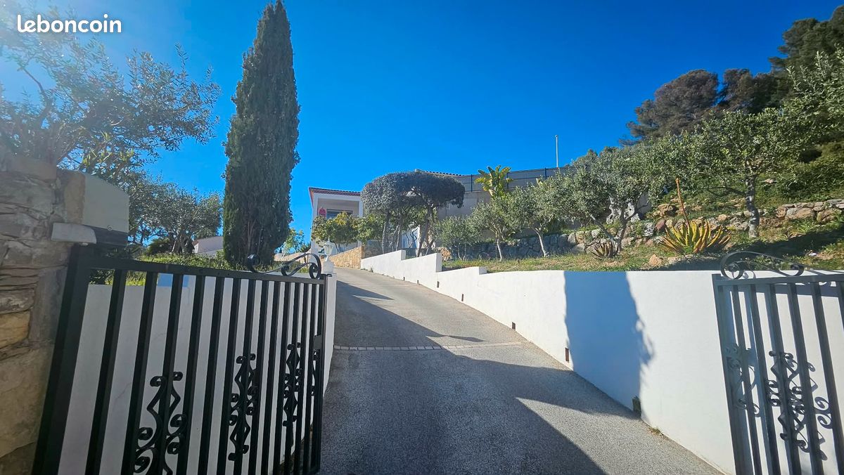 Appartement 9 pièces 206 m² · à Ollioules · 206 m² · 1 185 000 €