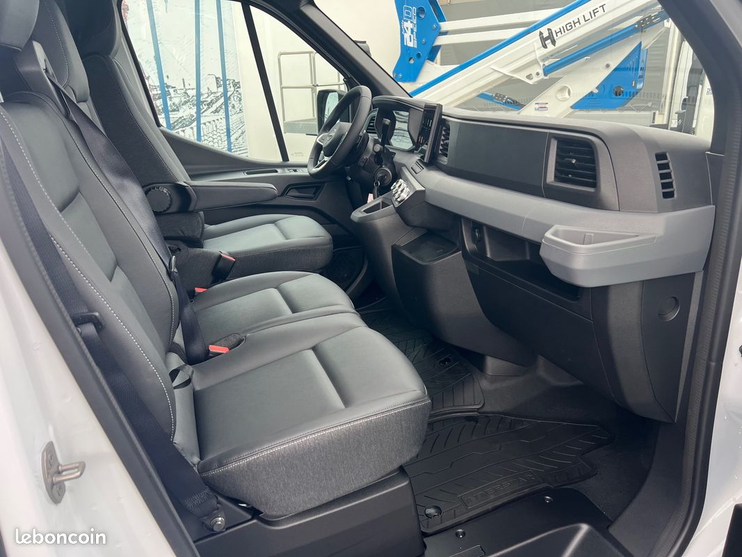 35450 ht Nissan Interstar L2H2 170 BVA9 Tekna 3.5T + kit bois (image 7)