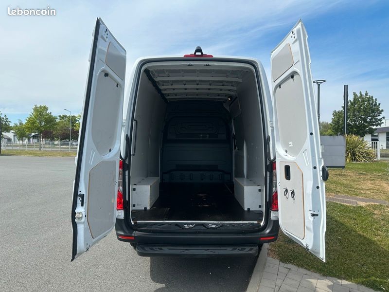 Mercedes Sprinter 315 CDI Fourgon Toit sureleve Standard 3 (image 10)
