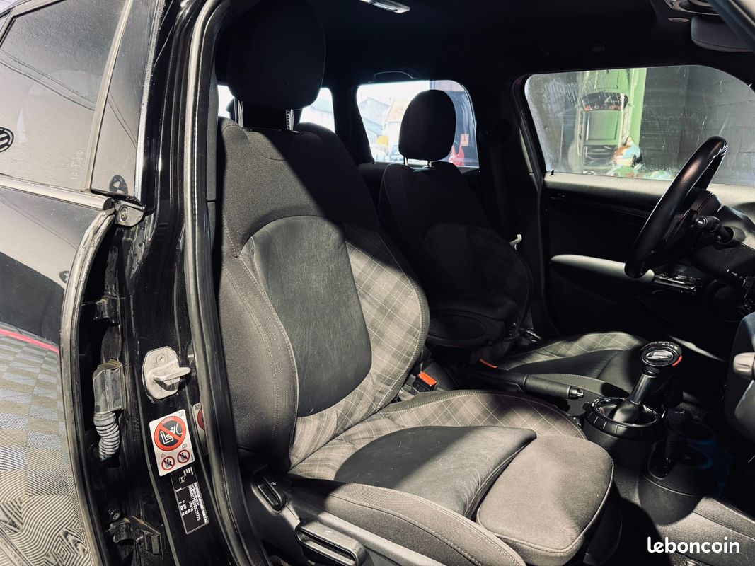 MINI HATCH 5 PORTES Cooper SD 170 ch BVA6 Finition John Cooper Works (image 16)