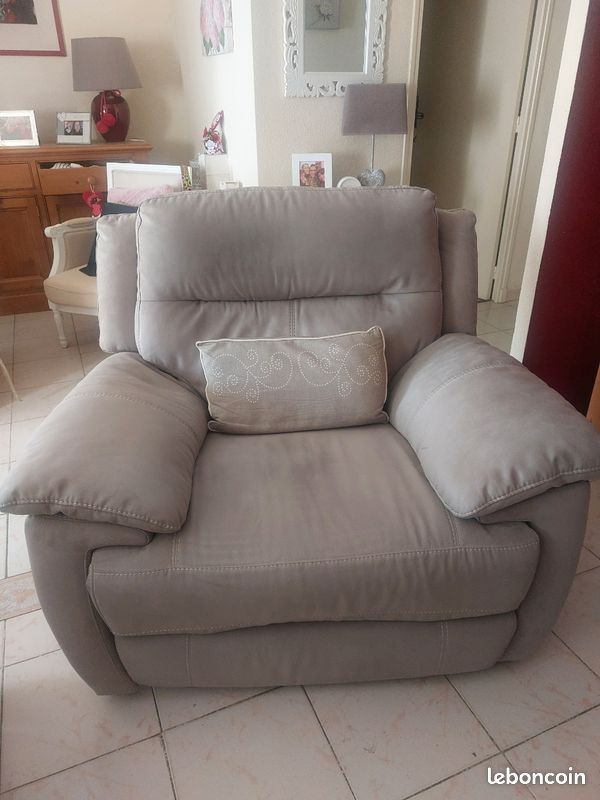 Cause déménagement vends fauteuil relax électrique (image 7)