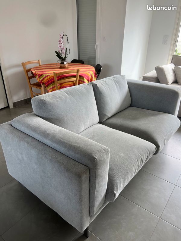 Canapé gris (image 4)