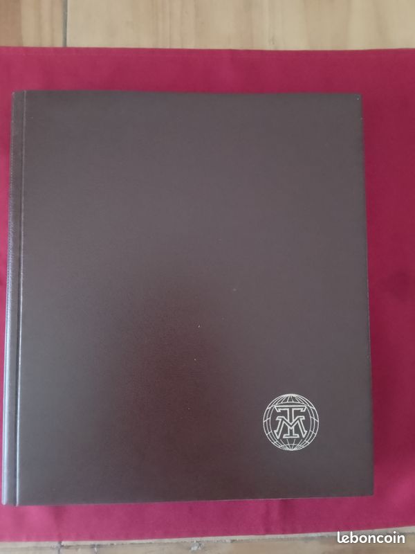Album de timbres divers (image 1)