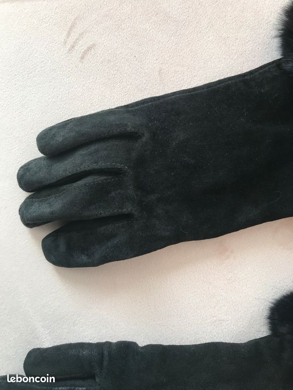 Gants en cuir noir et fourrure (image 2)