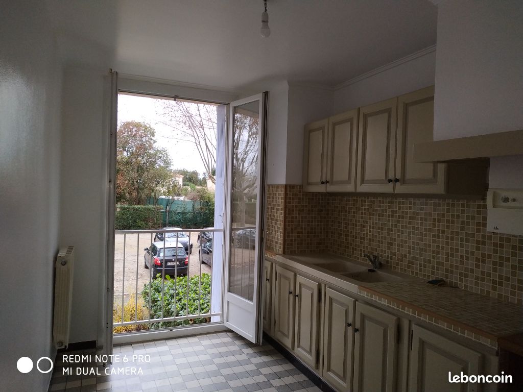 Appartement 3 pièces 65 m² · à Tarascon · 65 m² · 640 €