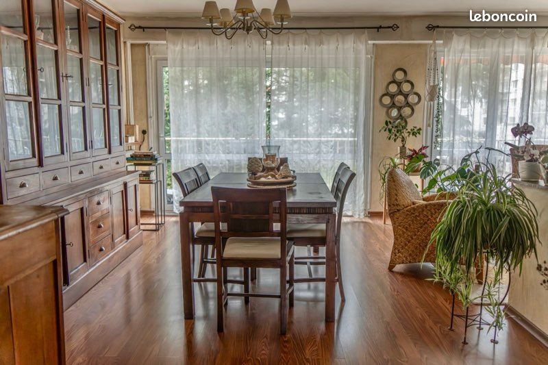 Appartement 5 pièces 95 m² · à Évry-Courcouronnes · 95 m² · 190 000 €
