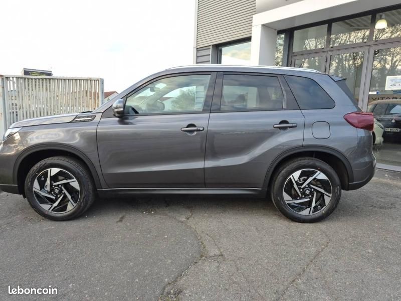 Suzuki Vitara 1.4 Boosterjet Hybrid 110ch Style Auto MY25 (image 7)