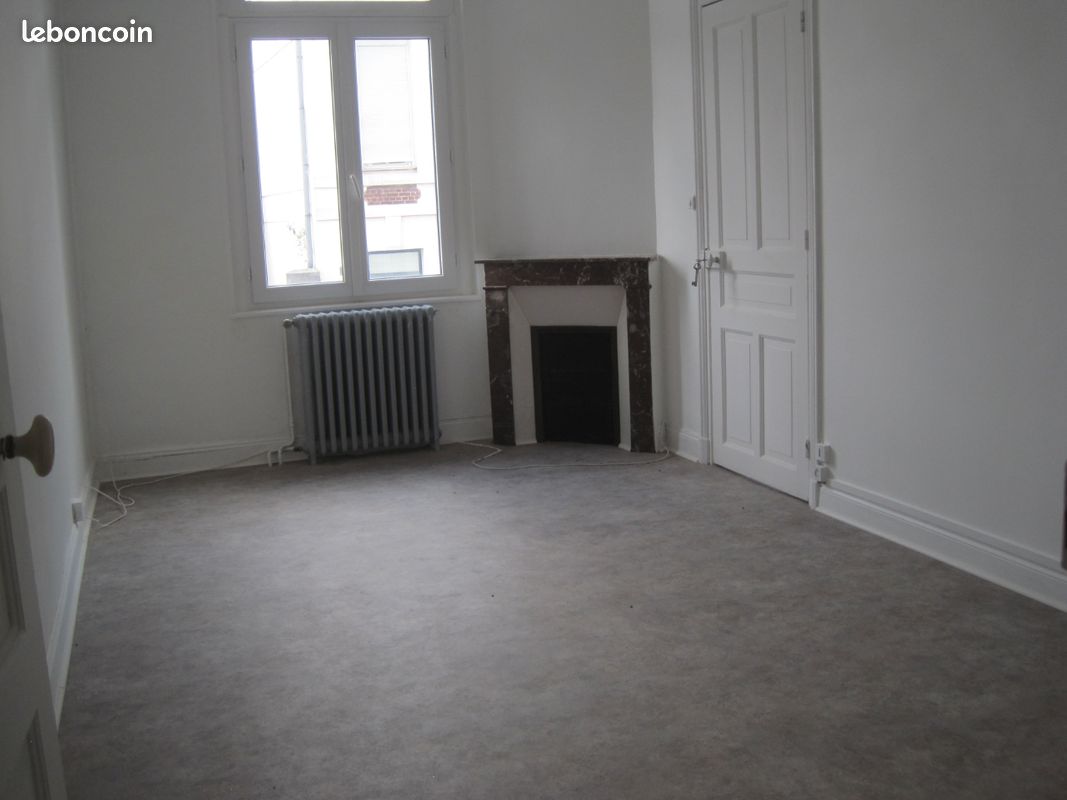 Appartement 3 pièces 65 m² · à Saint-Quentin · 65 m² · 580 €