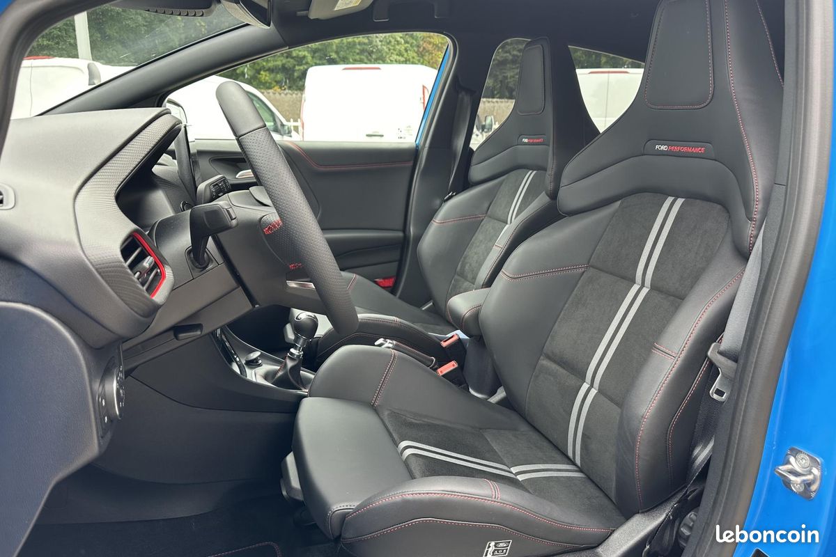 FORD PUMA ST LAST EDITION 200 ch GARANTIE JUSQU\'EN 2028 (image 8)