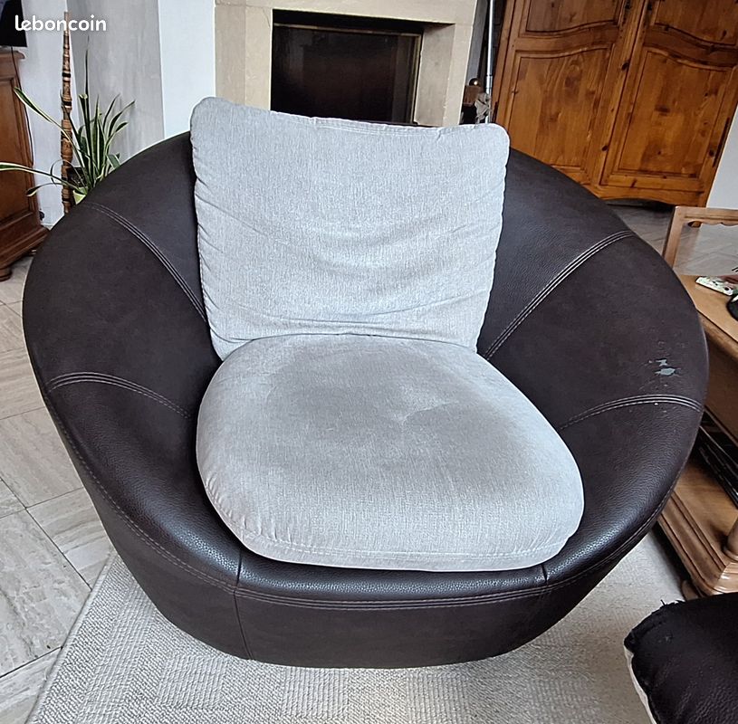 Vends ensemble canapé et 2 fauteuils (image 1)